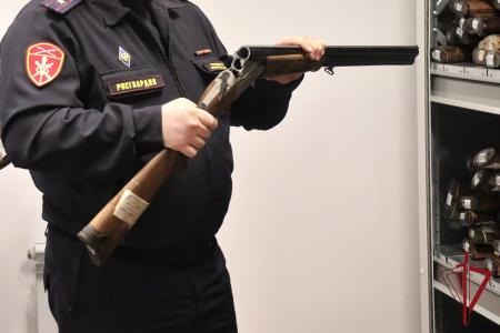 Росгвардейцы в Приморье изъяли 80 единиц гражданского оружия